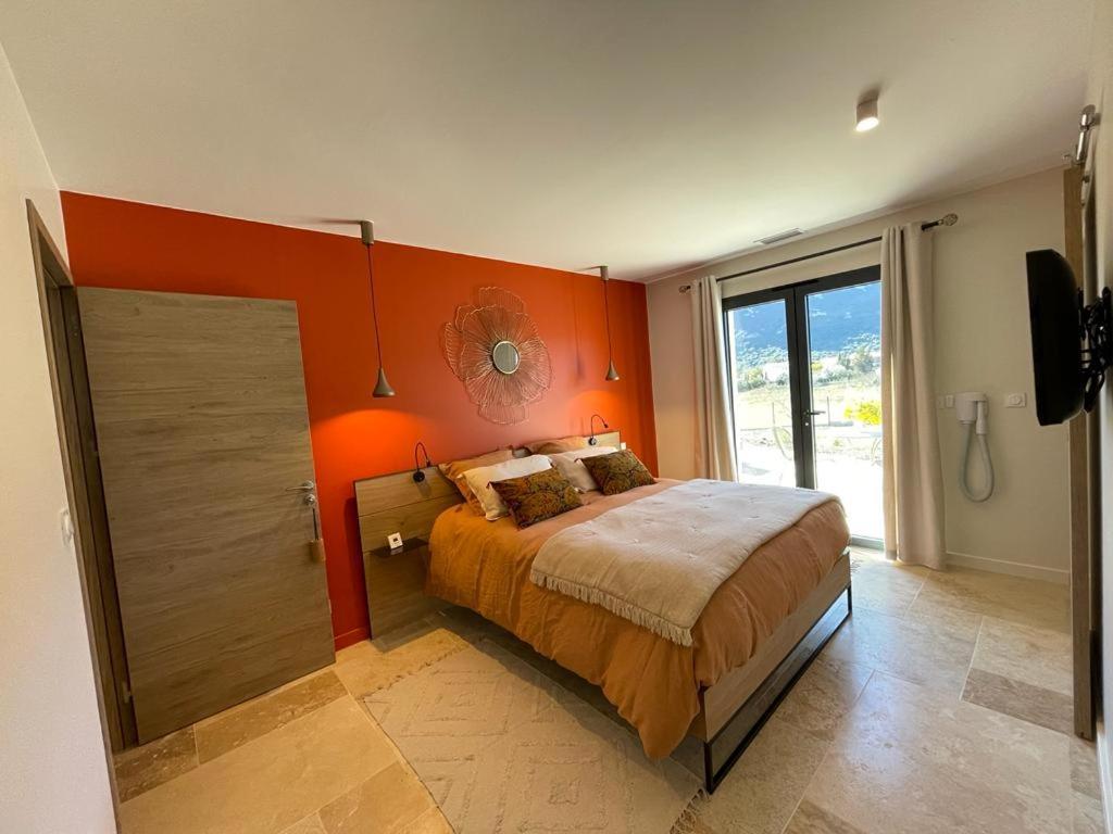 Domaine Mas Terra Bed & Breakfast